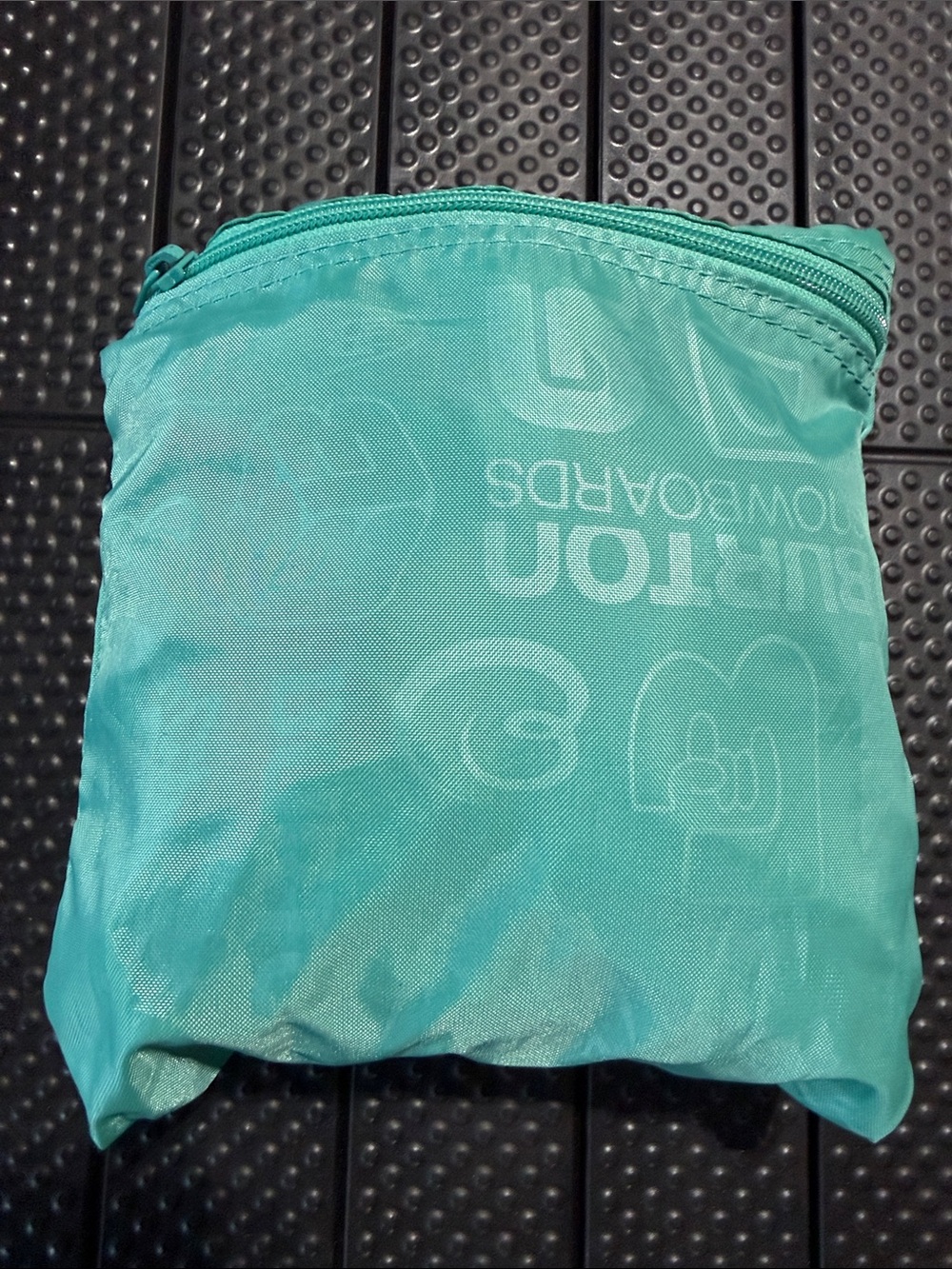 Burton fold up bag